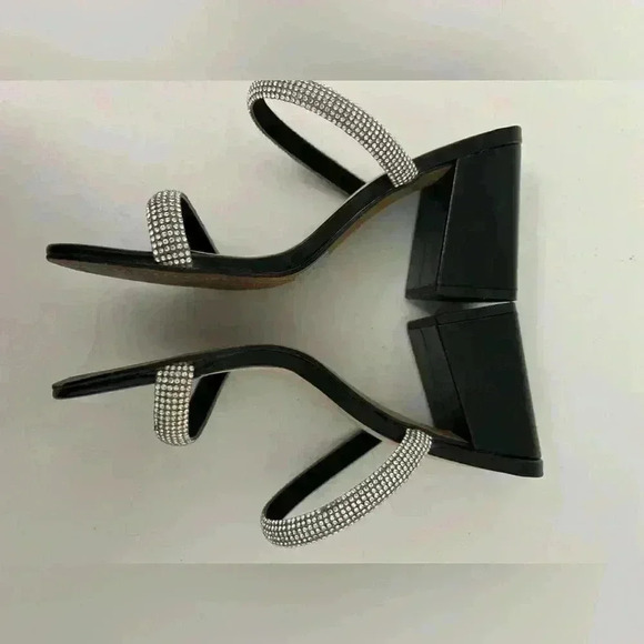 Vince Camuto Magaly Embellished Block Heel Sandal - Picture 5 of 8